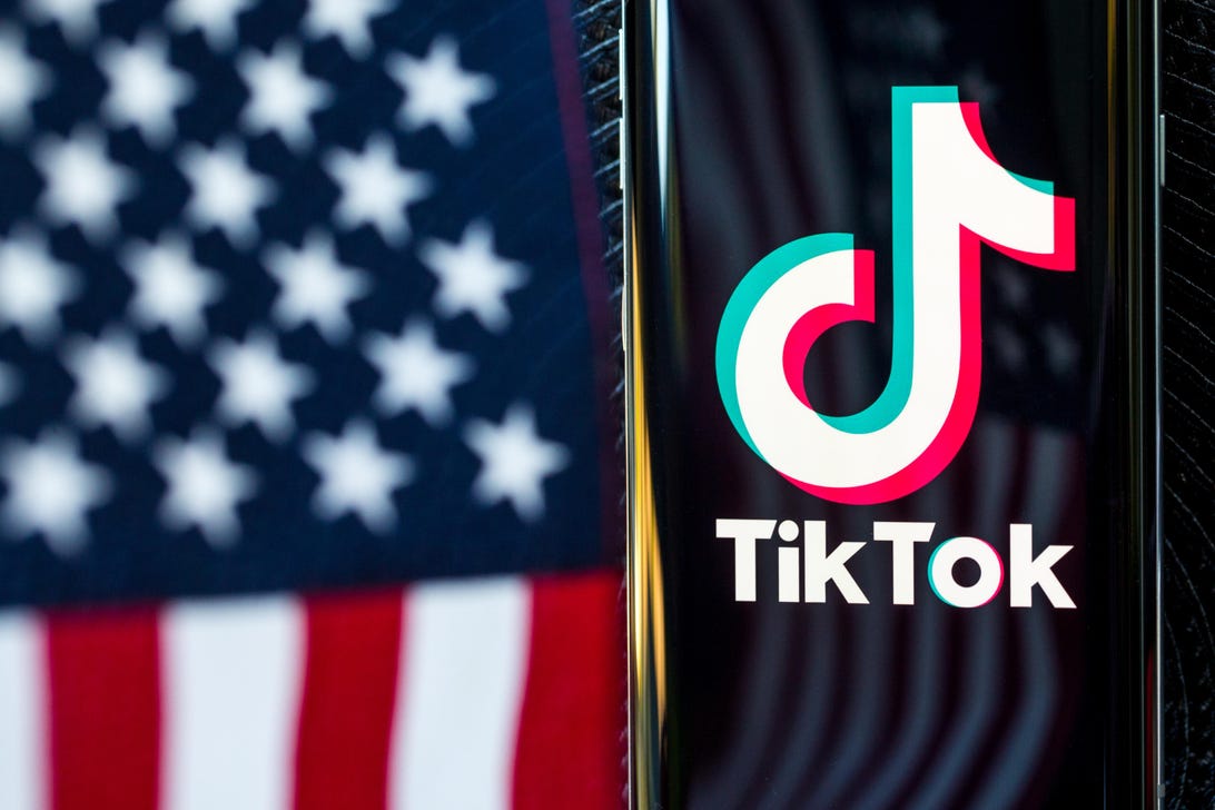 TikTok, WeChat downloads will be barred from US starting Sunday
                        The Trump administration's decision comes after weeks of drama.