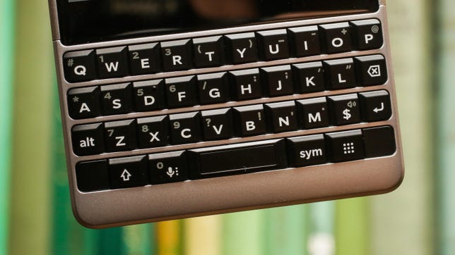 06-blackberry-key2