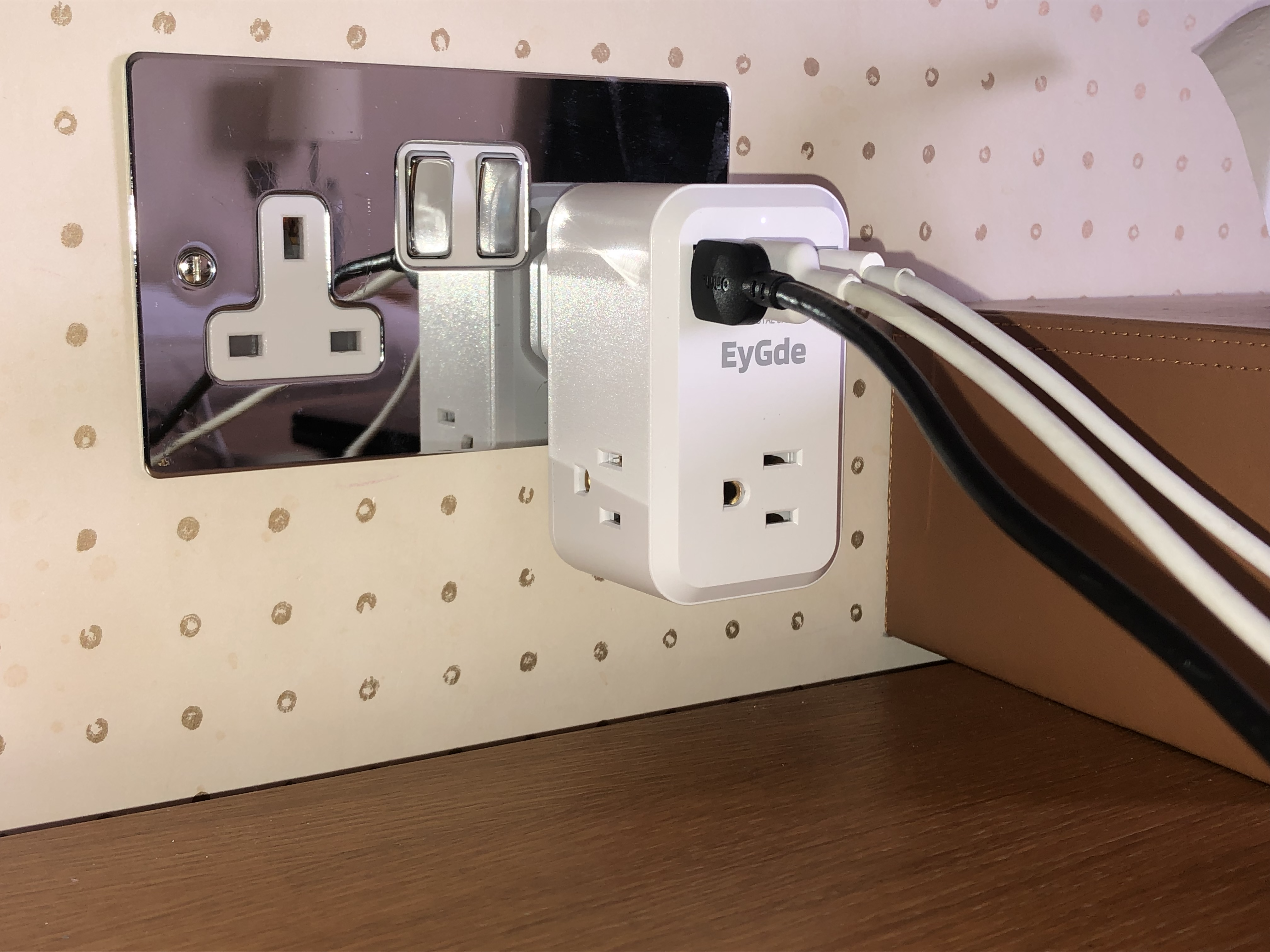 This Travel Power Adapter Makes Life So Much Easier for First-Time  Travelers - CNET