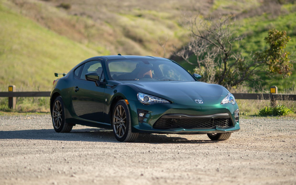 Toyota 86 Reviews News Pictures And Video Roadshow