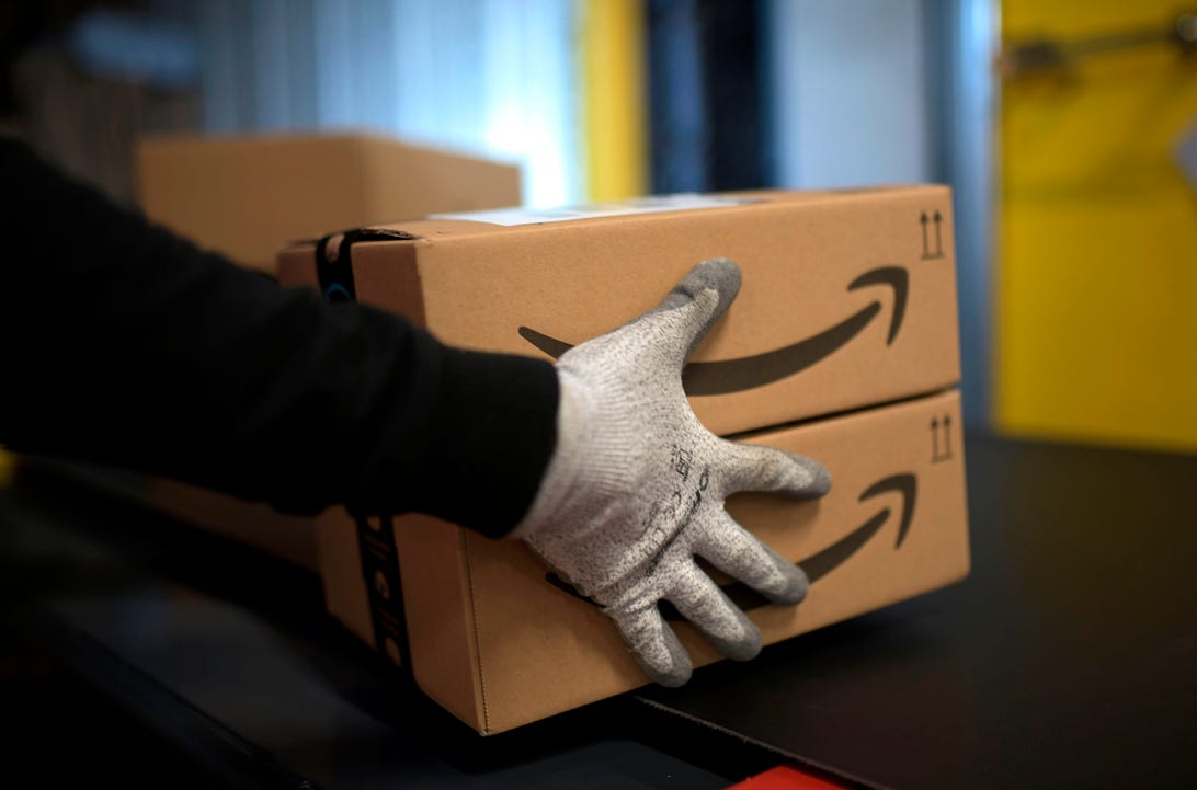 Amazon warehouse worker in New York dies of COVID-19