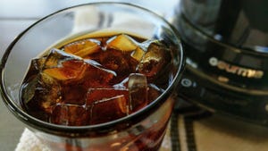Cold brew versus Japanese-style iced coffee: Which is best?     - CNET