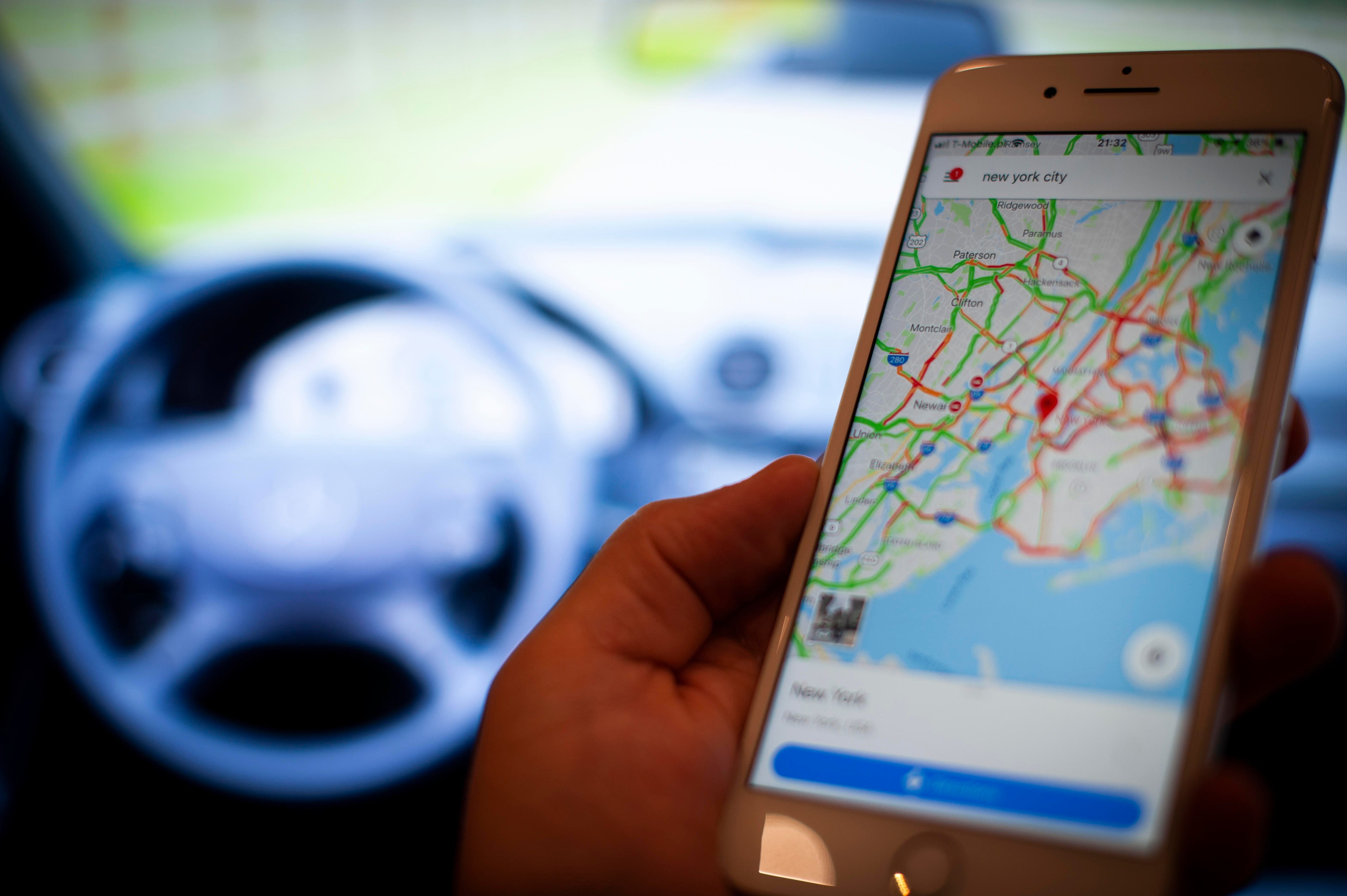 Use Google Maps to see how fast you’re driving