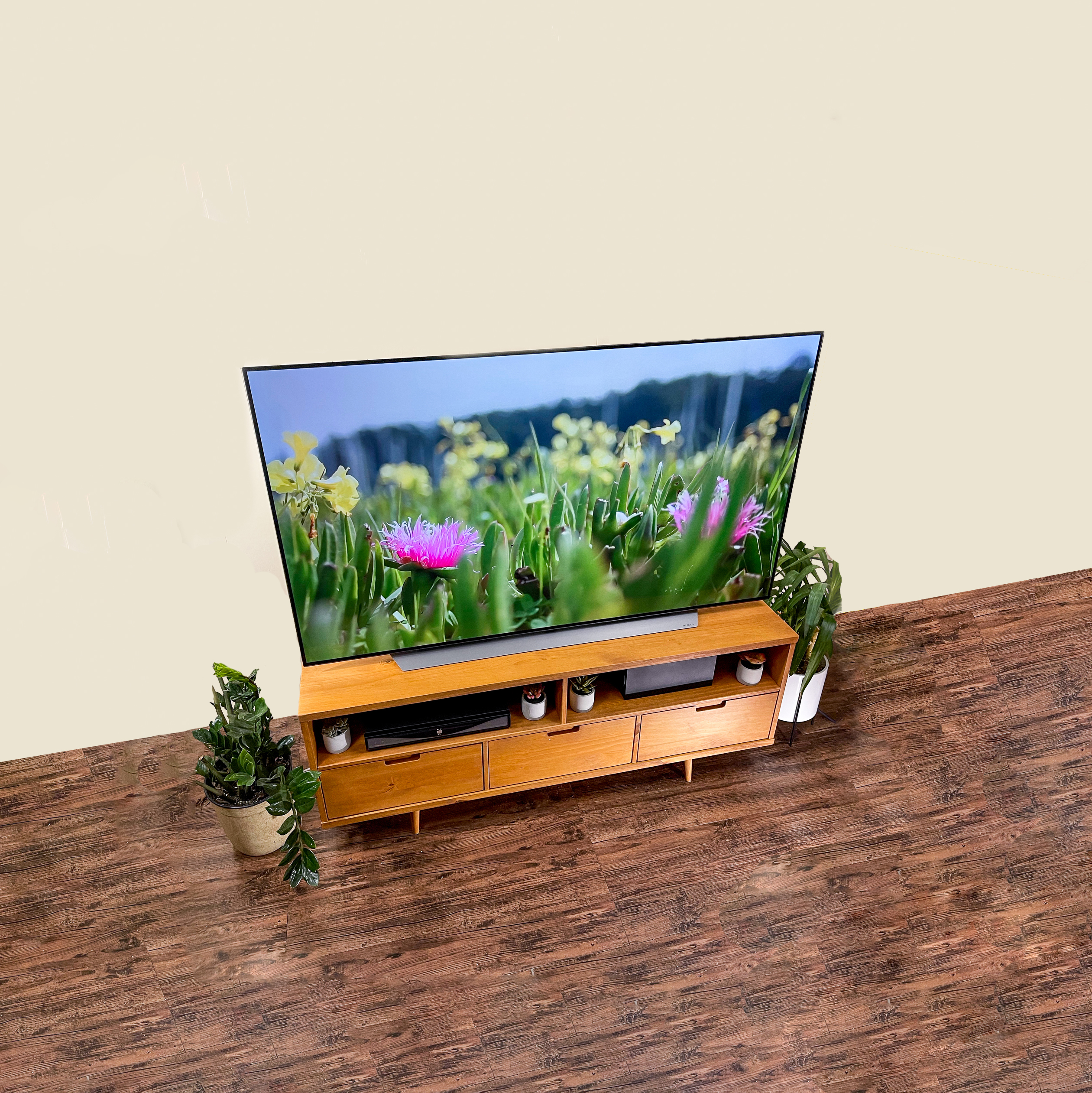 LG C1 OLED TV review: The best high-end TV for the money     - CNET