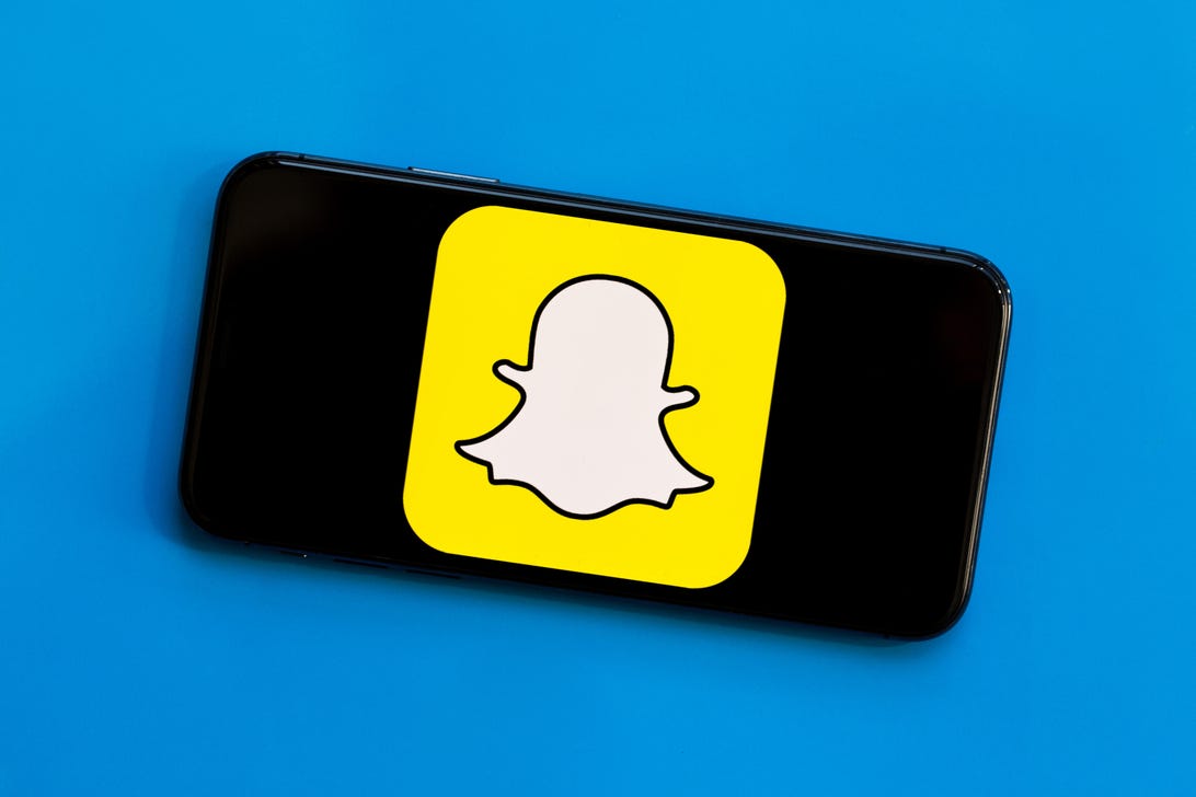Snapchat and Instagram back up and running after Monday outage