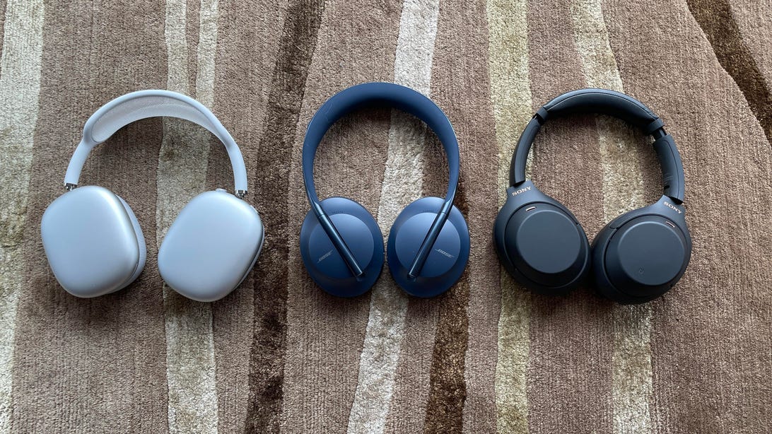 airpods-max-with-bose-and-sony