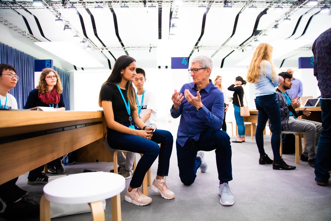 From iPhone X to that MacBook keyboard: Tim Cook’s hits and misses