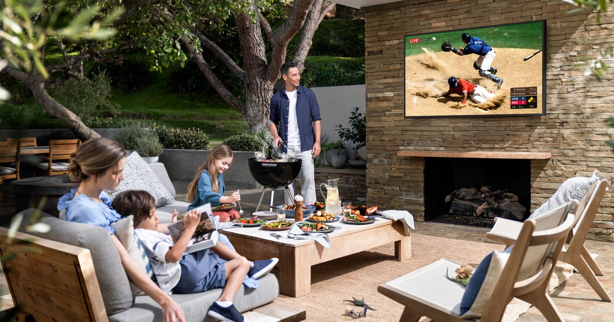Samsung S The Terrace Costs 3 500 But, Outdoor Television Sets