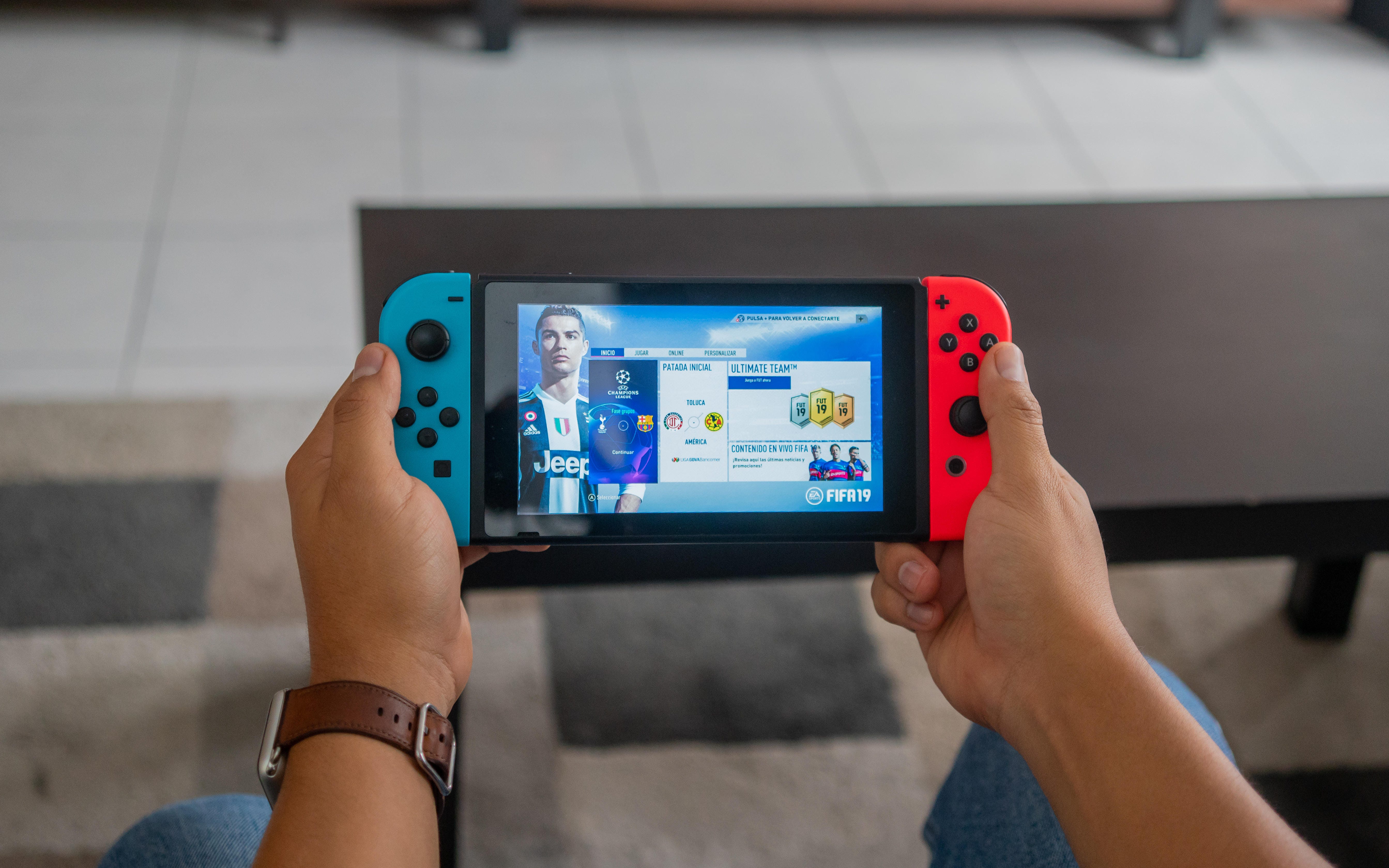 Make sure you don’t buy the wrong Nintendo Switch this Black Friday