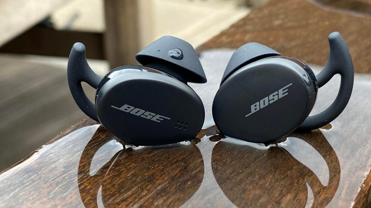 The Best Headphones For Runners (2021) Good Sound, Secure Fit