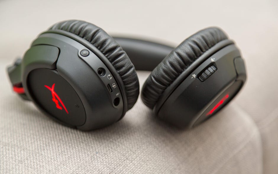 Hyperx Cloud Flight Why Can T All Wireless Gaming Headsets Be This Comfortable Cnet
