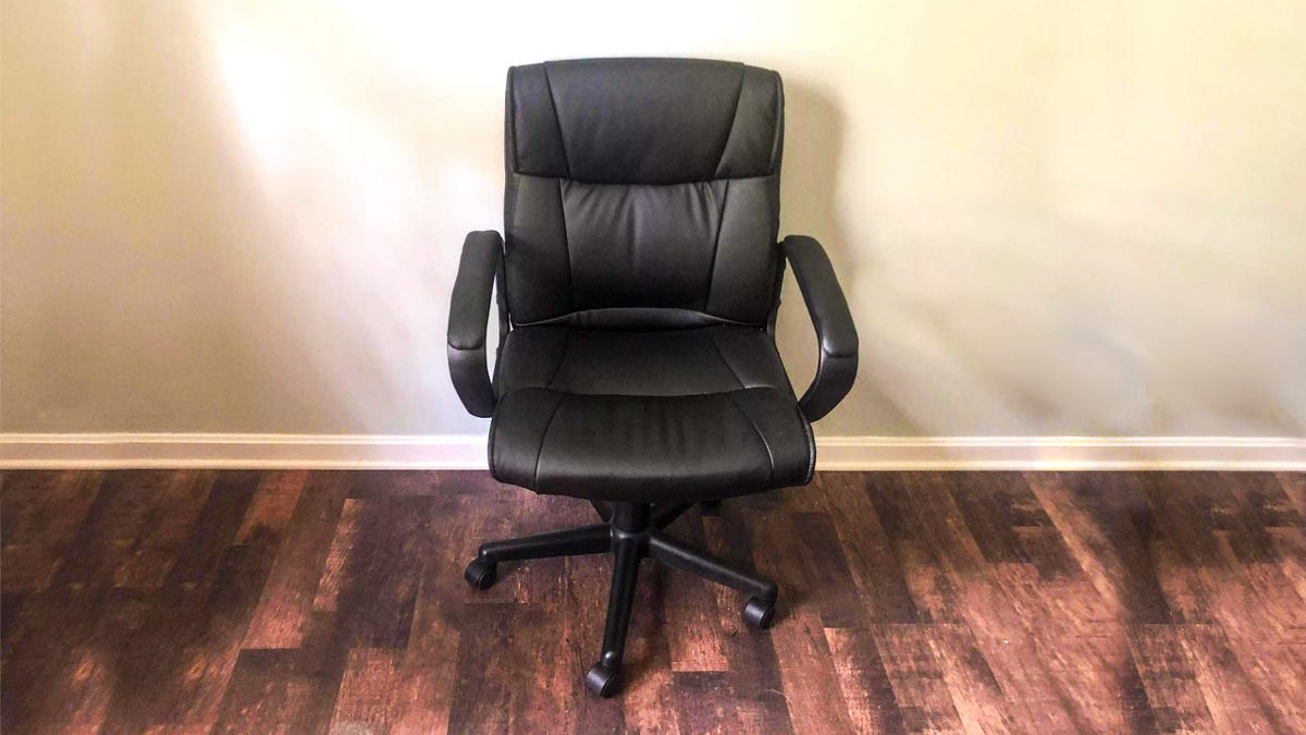 Best Office Chairs Of 2021 Cnet, What Do You Put Under Office Chair On Hardwood