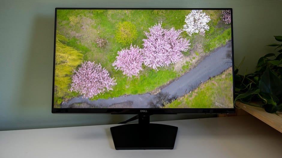 Can a 32 inch tv be used as a monitor Best Monitor Under 200 You Can Get For 2021 Cnet