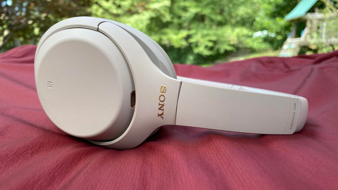 Sony’s excellent WH-1000XM4 headphones are back down to 8
