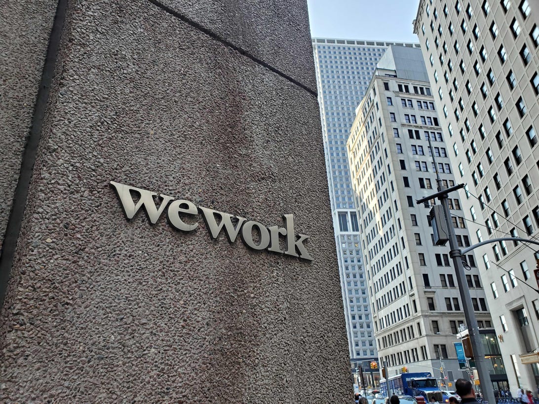 WeWork CEO steps down as startup delays plans to go public