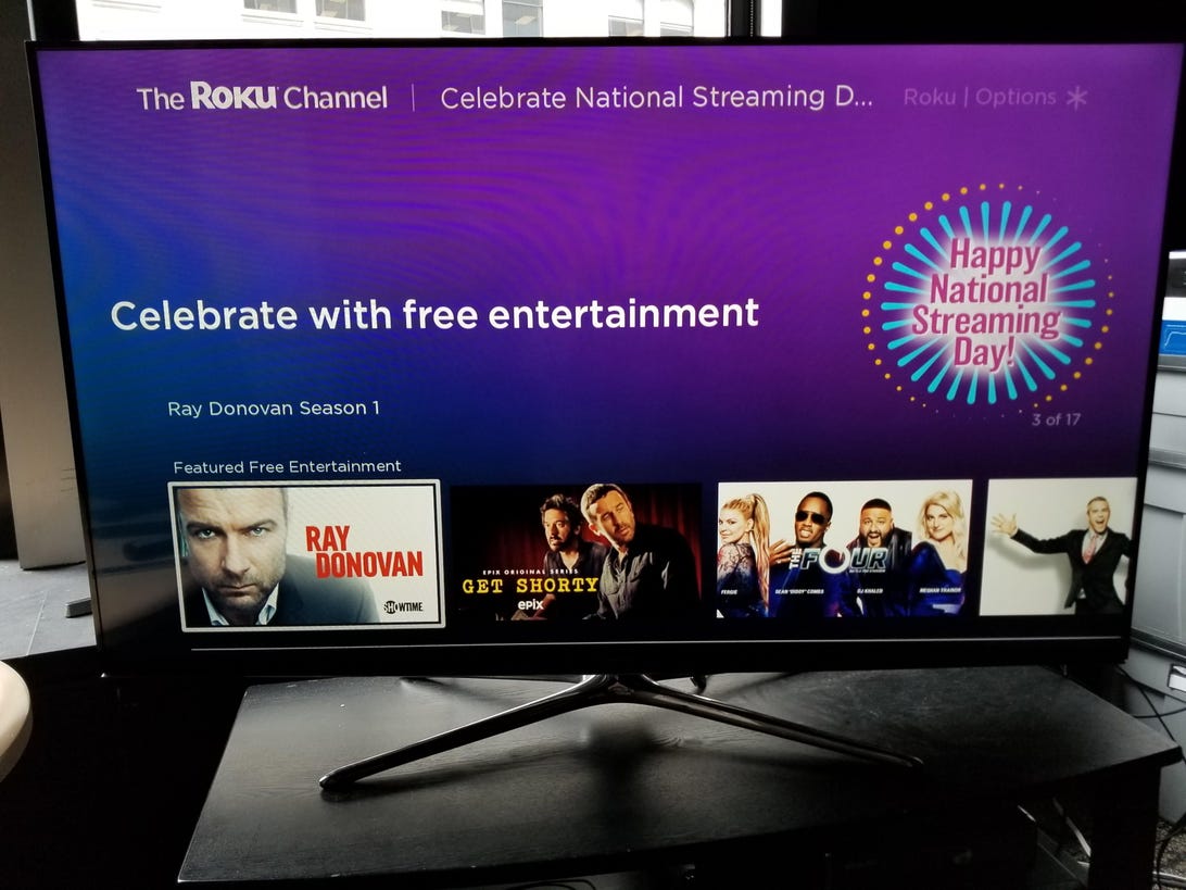 Roku discounts players, offers free TV shows, movies with ads