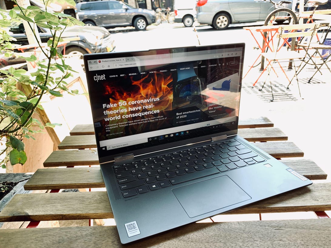 World’s first 5G laptop: Hands on with the Lenovo Flex 5G