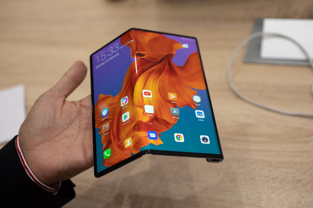 Huawei Mate X unboxing video hints at foldable phone’s imminent release