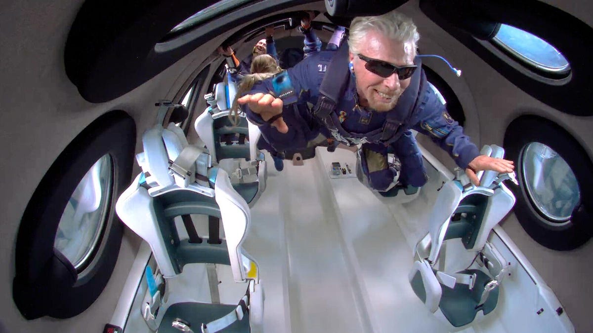 See Virgin Galactic’s Unity 22 crew in space! Sights & sounds highlight reel