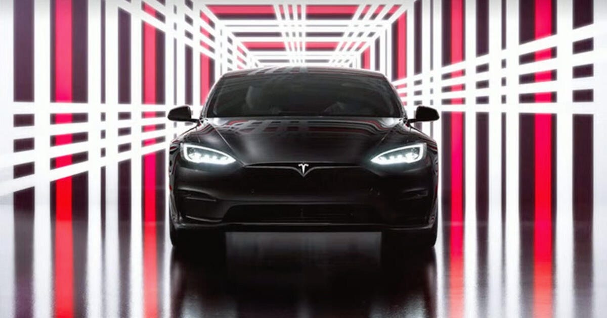Tesla Model S Plaid, Long Range deliveries paused, report says - Roadshow