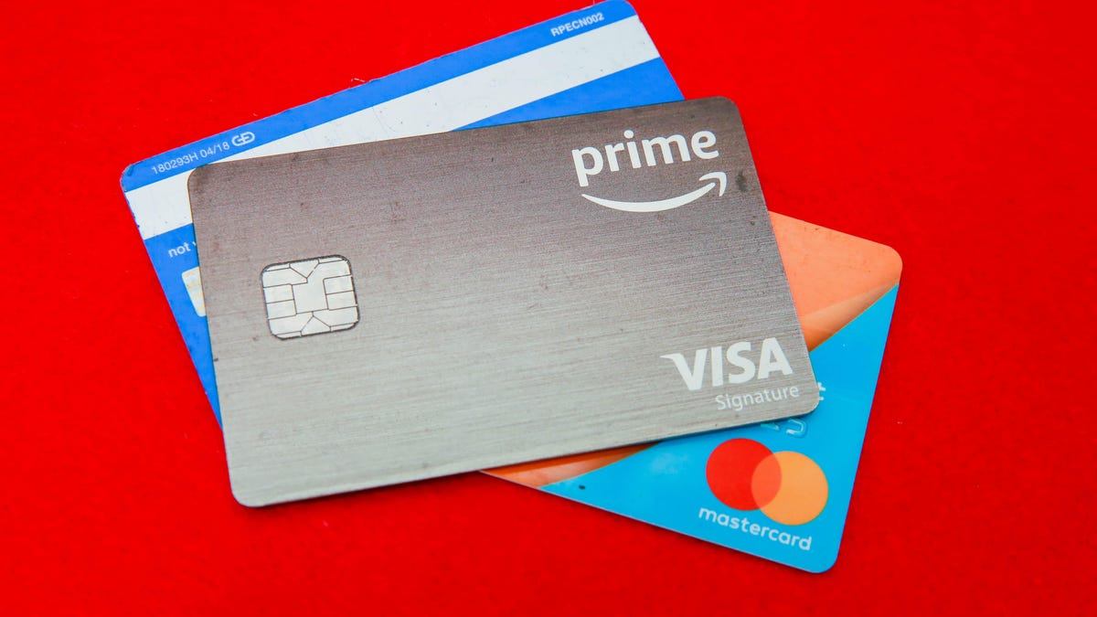The Differences Between Visa Mastercard American Express And Discover Cards Cnet