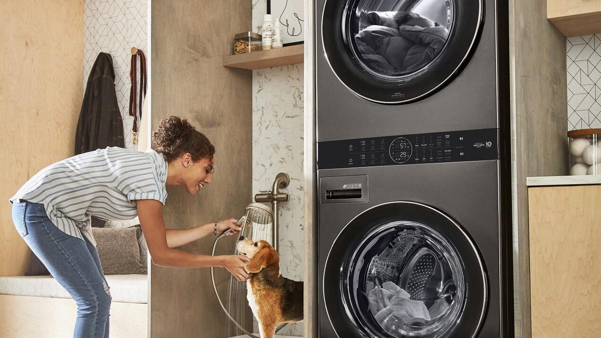 Lg S Washtower Will Tackle Laundry With A Combined Washer And Dryer Cnet