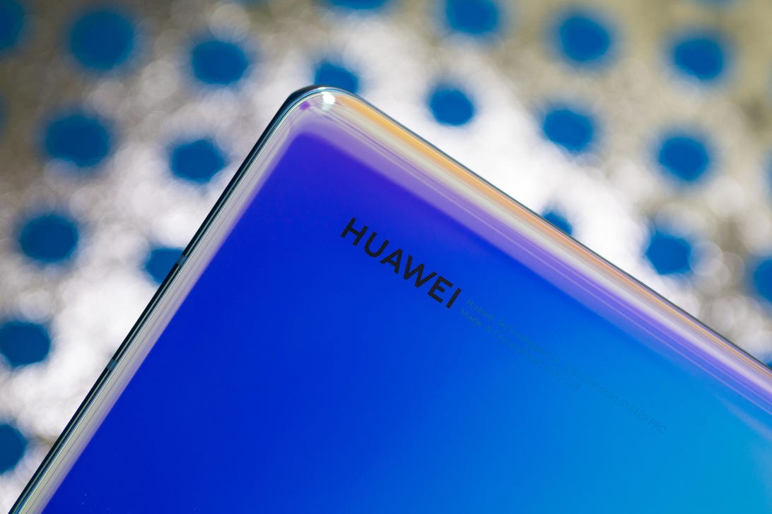 US keeps Huawei on blacklist, but will allow licensed sales