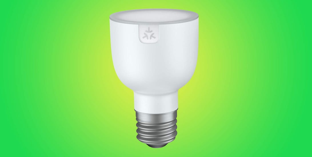 Logotipo de Matter Smart Device en la lámpara hecha en red