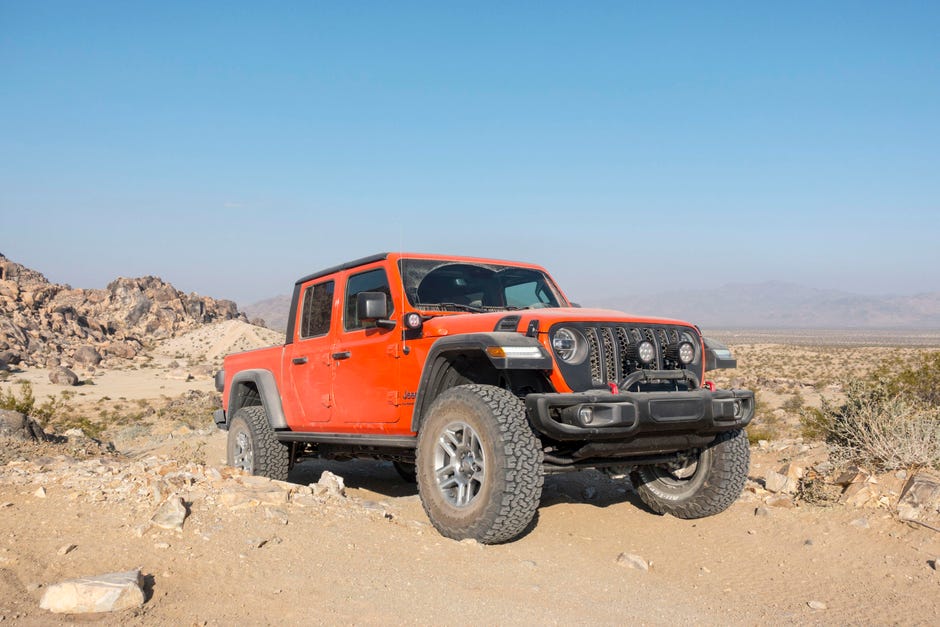 Jeep Gladiator Quick Drive Review Mopar Tuned King Of The Desert Roadshow