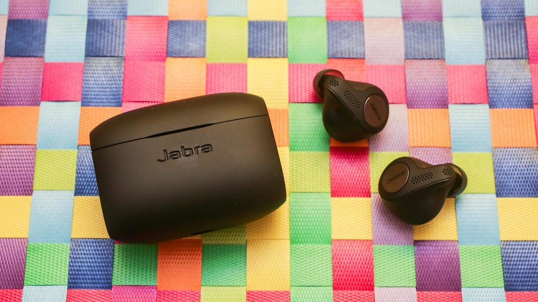 Buy a Jabra Elite Active 65t, get a 7,800-mAh portable charger for free