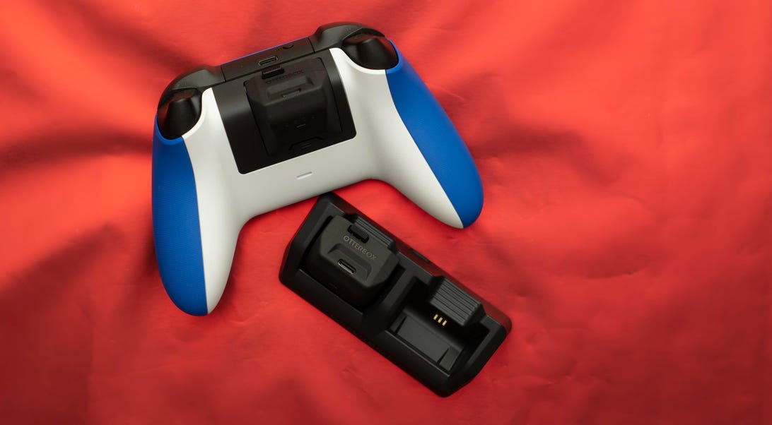 Otterbox empowers Xbox controllers with hot-swappable batteries