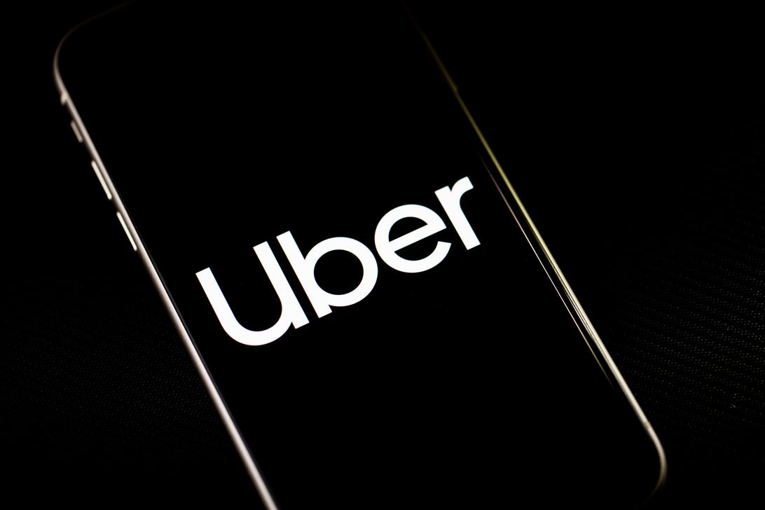 Uber’s ‘racially biased’ ratings system hurts nonwhite drivers, lawsuit says