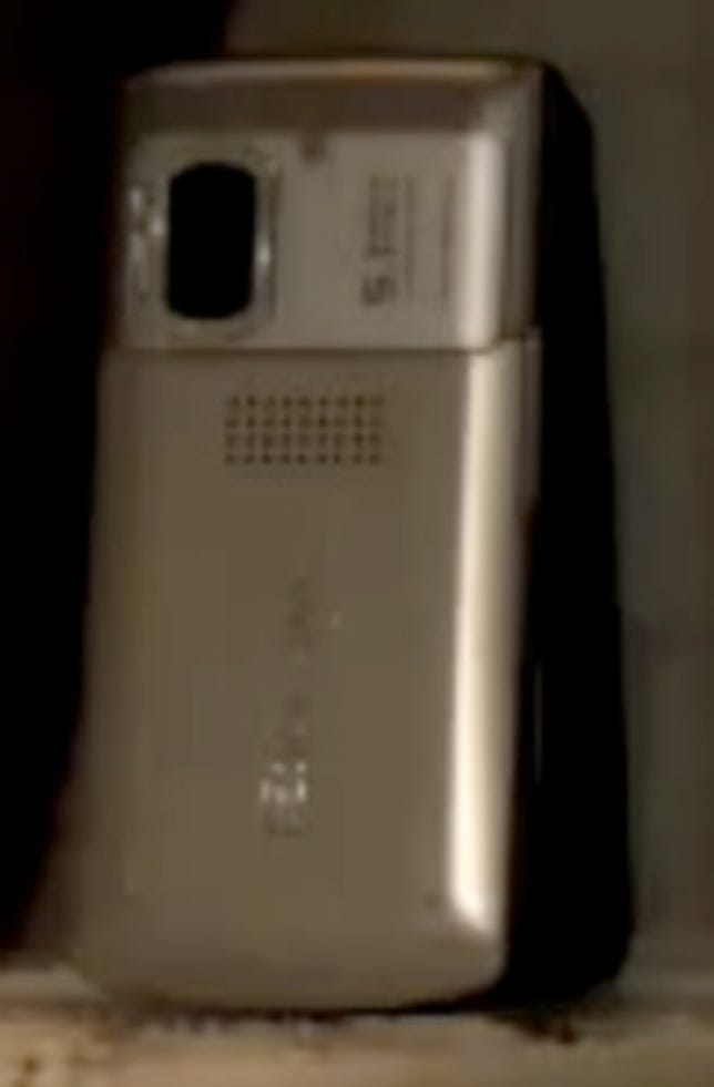 A blurry screencap of the Casio Exilim camera phone