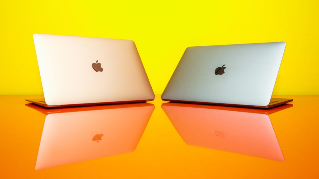 Apple’s new MacBook Pro and Air both score high marks in battery tests