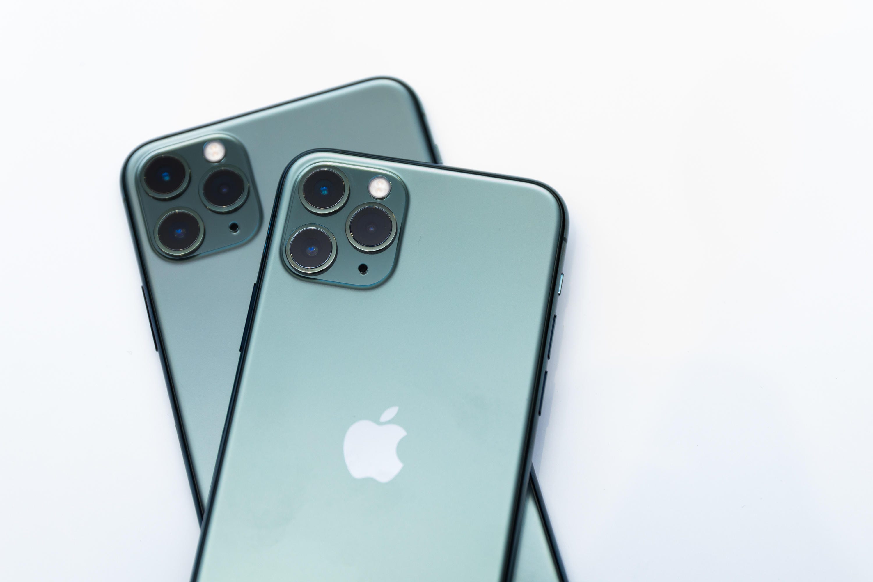 Iphone 11 Pro And 11 Pro Max Specs Vs Galaxy S10 Note 10 And Pixel 3 Xl Android Phones Cnet