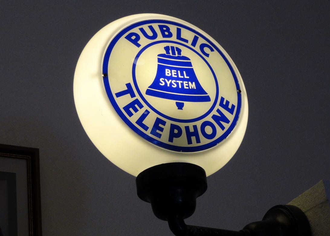 Bell System payphone light