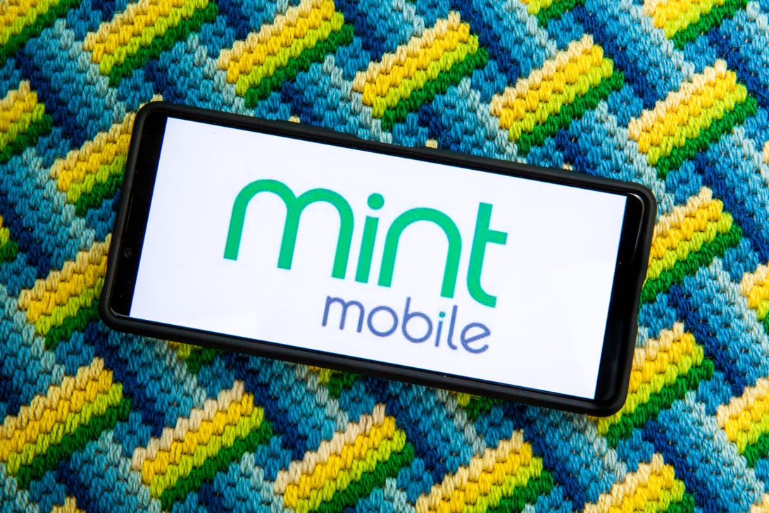 The best deal in wireless service is back again
                        There are actually two deals running right now on Mint Mobile, both of which score you several months of free service.