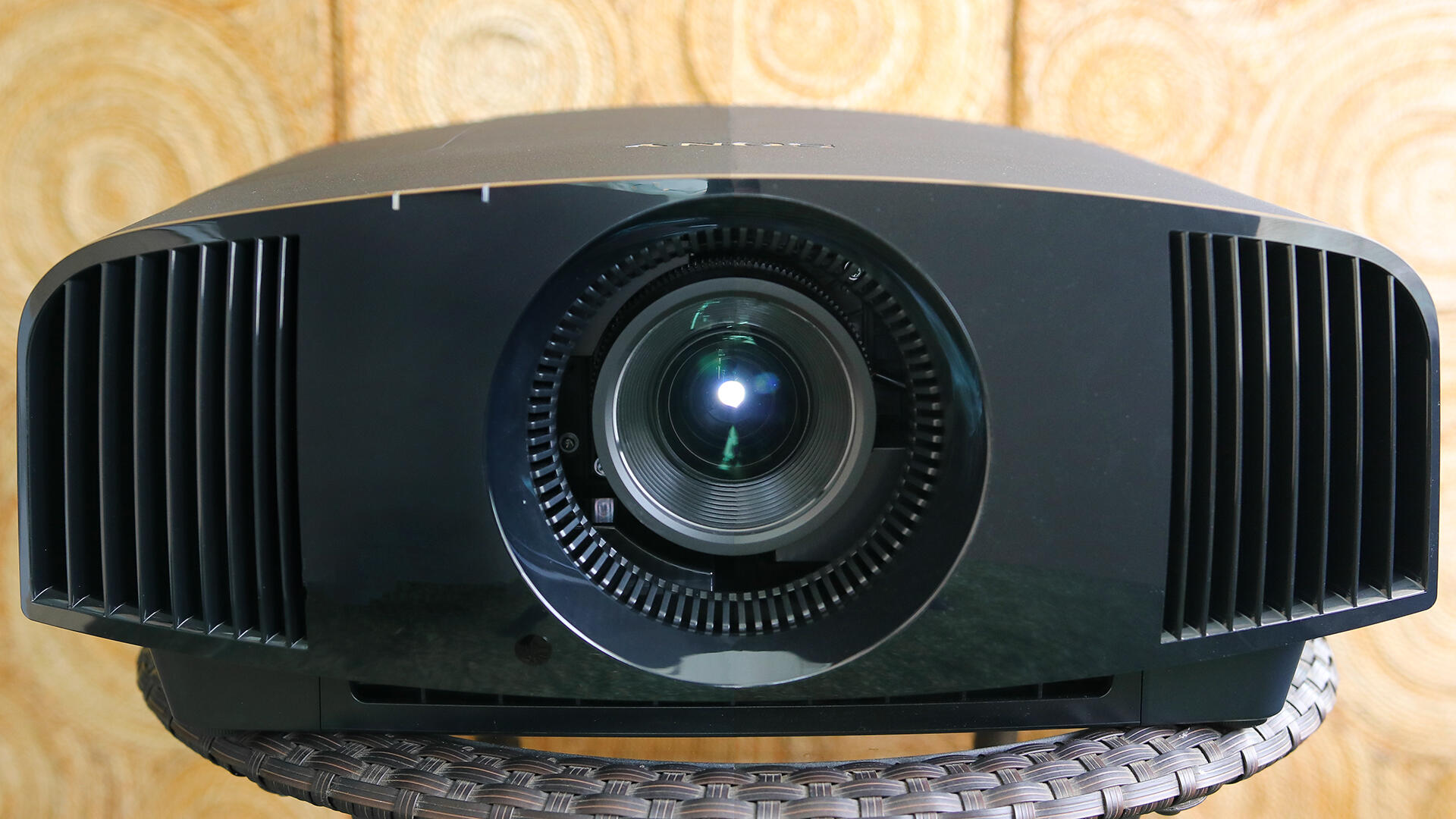 Sony VPL-VW325ES 4K projector review: Epic home theater     - CNET