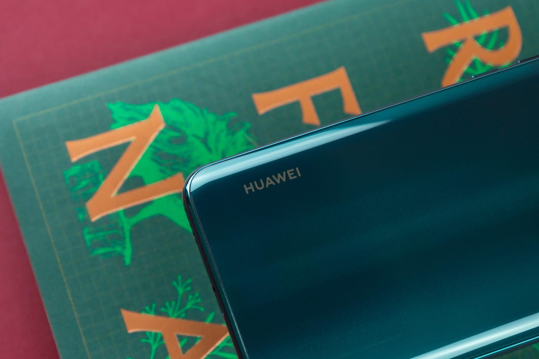 Commerce Department extends reprieve to let US companies work with Huawei