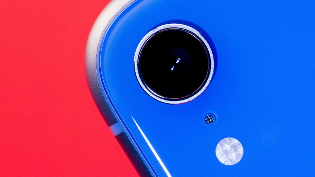 iPhone XR and XS review: Seven months in, what’s good and what’s bad