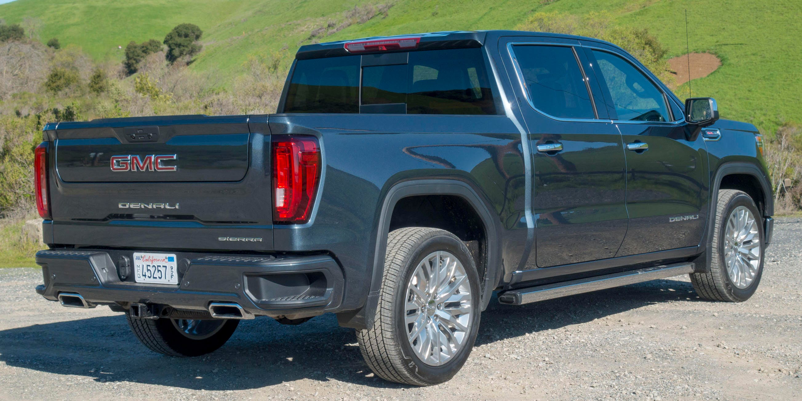 691 Collection 2019 toyota tundra vs gmc sierra for Android Wallpaper