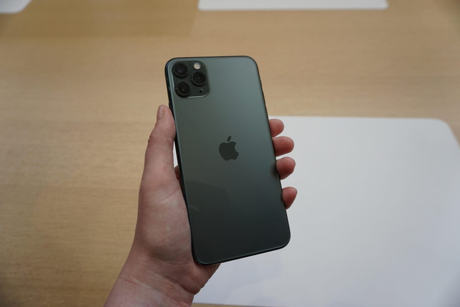 Midnight Green Iphone 11 Pro Demand Is High Apple Analyst Says Cnet