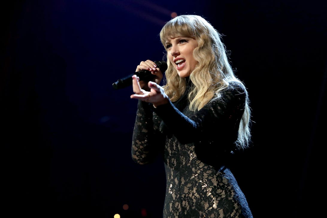 Taylor Swift performs at the 36th Annual Rock & Roll Hall Of Fame Induction Ceremony