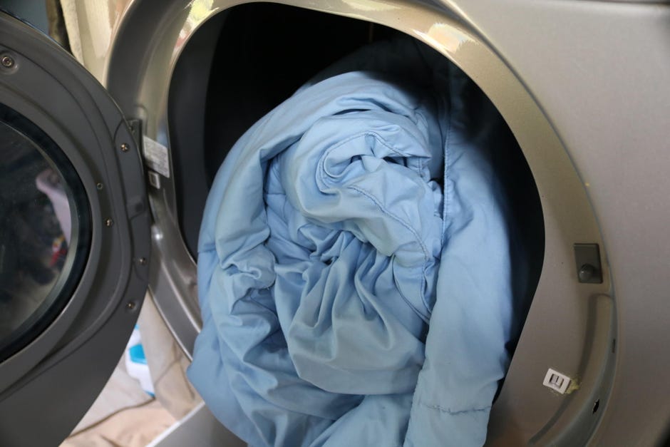 How To Wash Your Down Or Down Alternative Comforter Cnet
