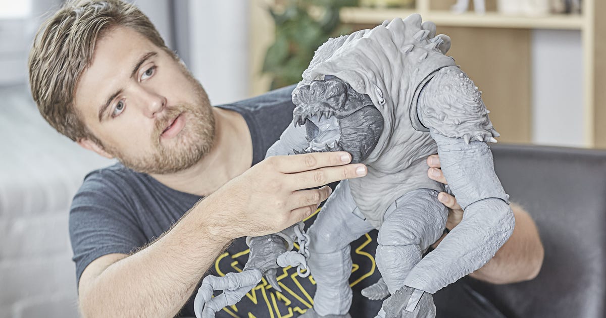 crowdfunded-star-wars-rancor-figure-is-surreal-to-work-on-hasbro-designer-says
