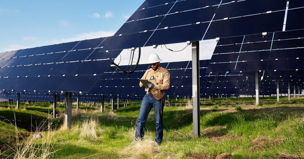 apple-pushes-over-110-manufacturing-partners-into-renewable-energy