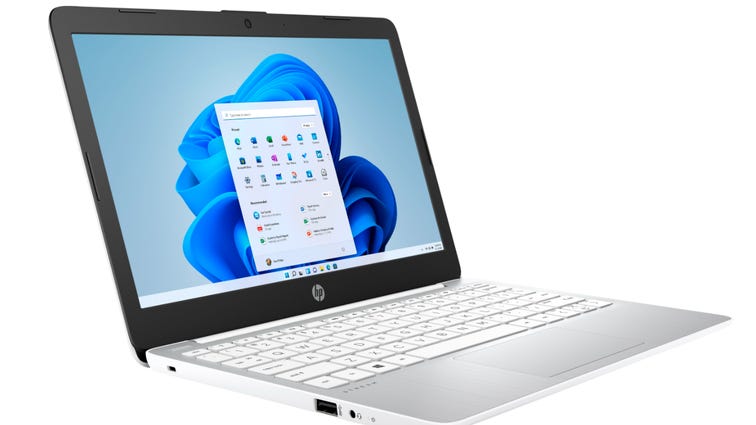 Laptop clearance sale: Save up to 40% at Best Buy, Dell and HP