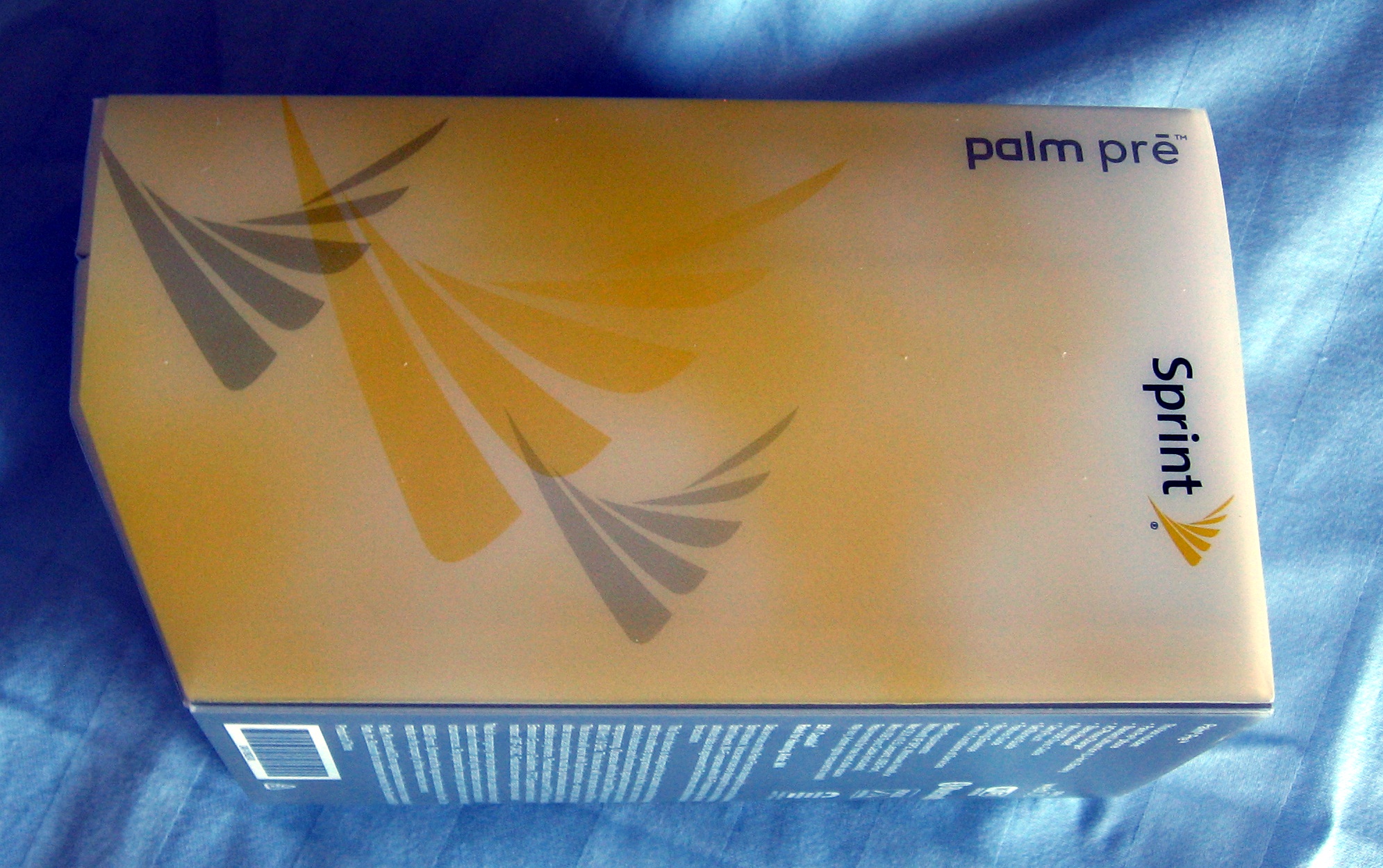 Palm Pre box, side