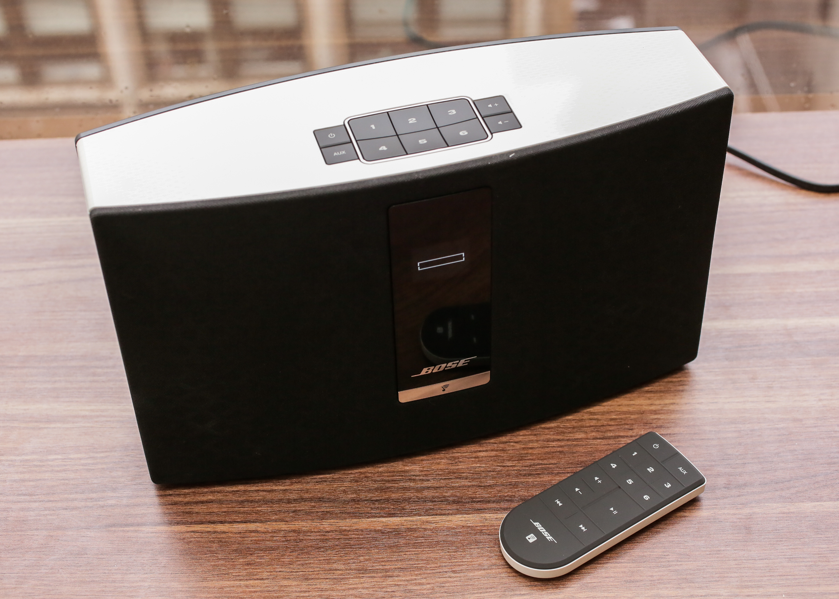 Bose SoundTouch 20 review: A polished wireless speaker that's rough the software edges - CNET
