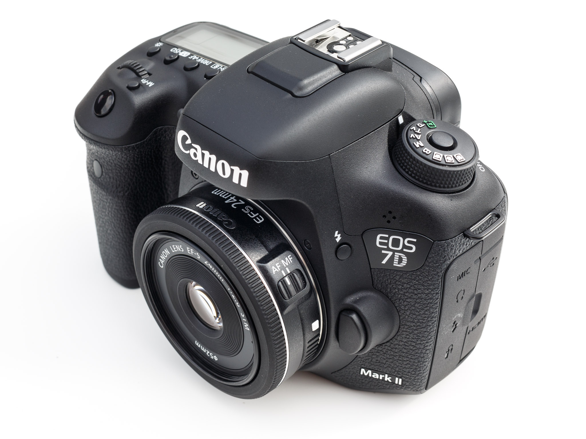Canon's 7D Mark II debuted at Photokina along with this compact 28mm f2.8 pancake lens.